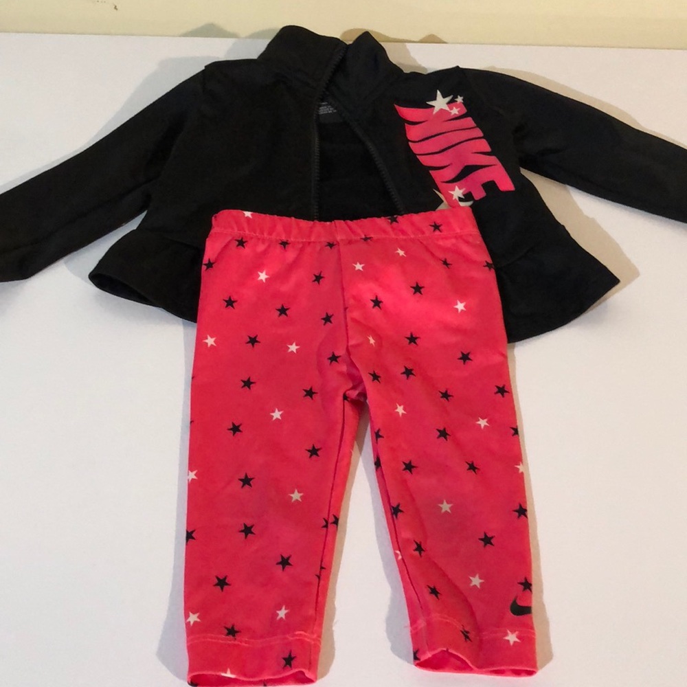 EUC Nike outfit size 12months